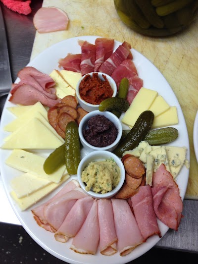 Photos of Maple Ridge Restaurant - Kingfishers Waterfront Bar & Grill