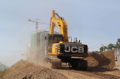 Photos of The White Alnoras Machinery (JCB Dealer).