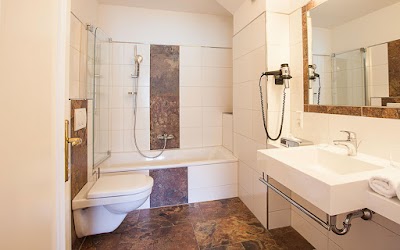 Photos of Hotel Seewinkel & Seeschl&ouml;ssl