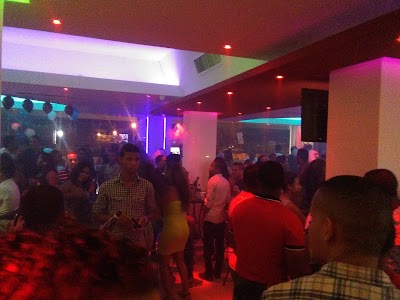 bar