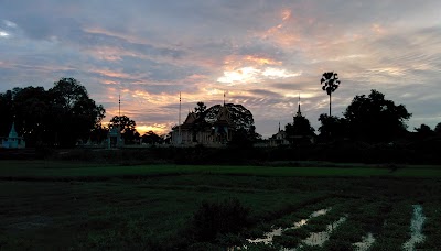 Photos of Wat BaReang
