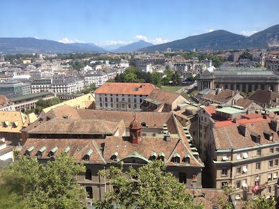 Photos of St Pierre Cathedral