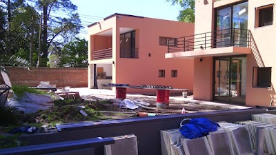 Photos of La Nueva Dos