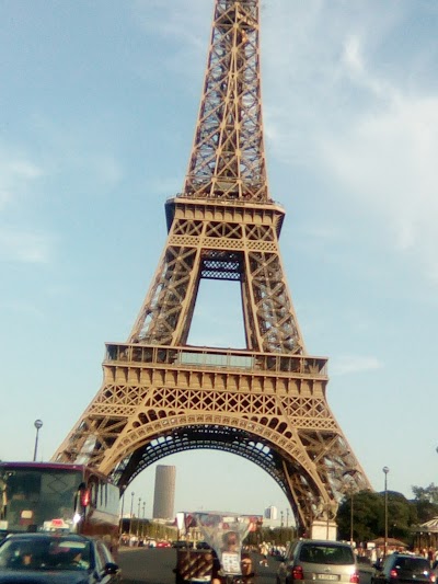 Photos of L'Universelle