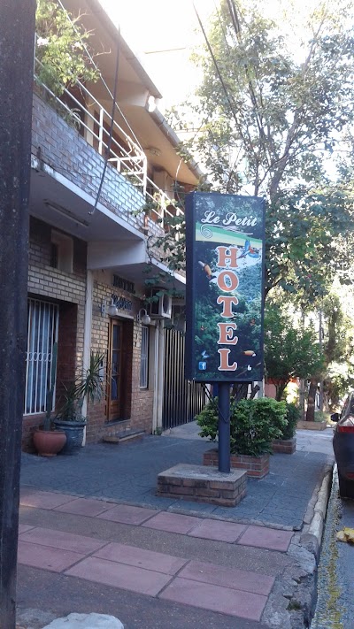 Photos of Hotel Le Petit