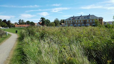 Photos of MENY Pr&aelig;st&oslash;