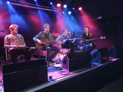 Photos of Huset