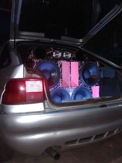Photos of VICOSOM audio car