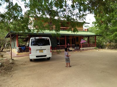 Photos of Chamara Rest & Yale Safari