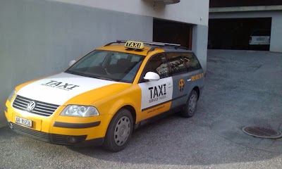 Photos of Taxi Service Thusis