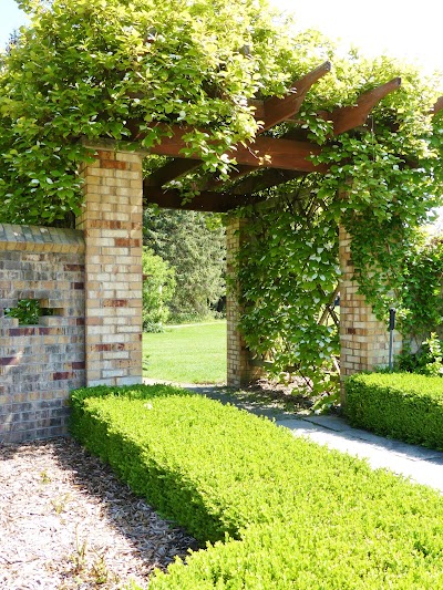 Photos of Raynar Gardens