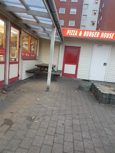 Photos of Pizza And Burger House V / Murat Bayram