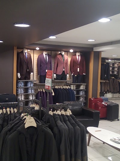 Photos of MaxiMall