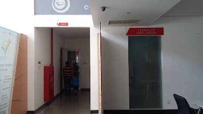 car-dealer