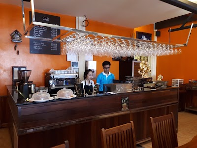 Photos of Restaurant Caf&eacute; Chez Boune 3 ສາຂານະຄອນຫລວງ