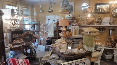 Photos of Olde Creek Store