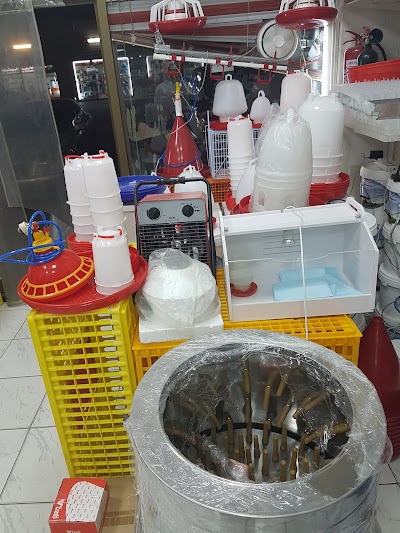 Photos of Al Saqir veterinary medicine establishment