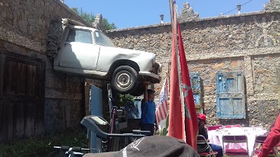 Photos of Azrowadome