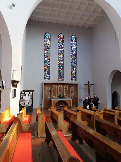 Photos of Roman Catholic Memorial Church