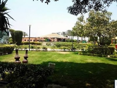 Photos of Maadi Island
