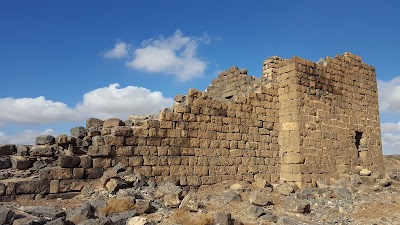 Photos of Qasr Deir Al Kahaf