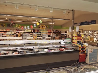 Photos of Super SPAR