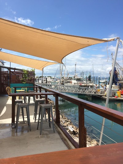 Photos of Bowen Fishermen's Seafood Co.
