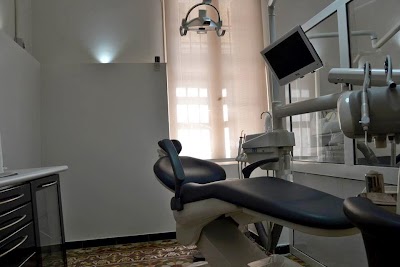Photos of Dr BELLAKEHAL Mohamed el Amine