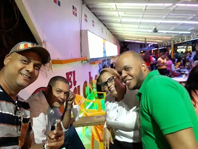 Photos of El Caucho Super Fr&iacute;as 🎶
