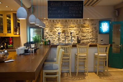 photo of PONTE cafe - bistro
