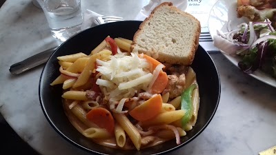 Photos of Caf&eacute; Sting