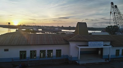 Photos of pelabuhan waingapu