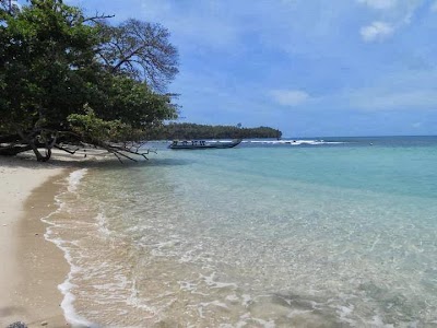 Photos of Mentawai Surf Retreat