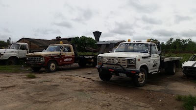 Photos of "Gruas Quitita "