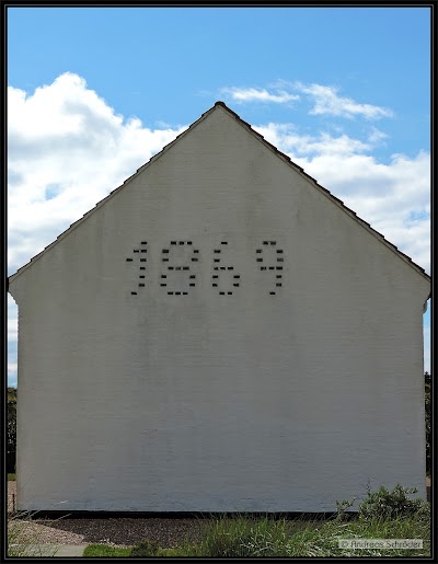Photos of Nr. Lyngvig Kirke