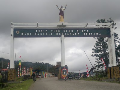 Photos of Oksibil Airport
