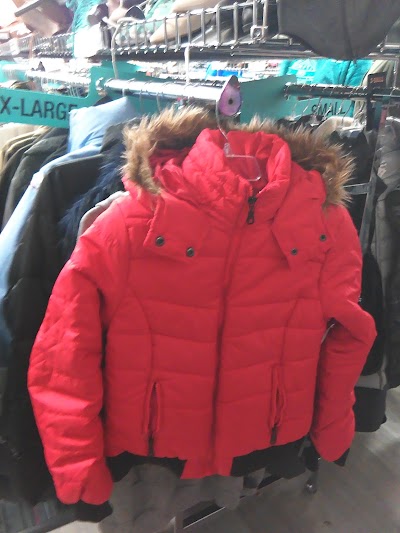 Photos of Plato's Closet- Tonawanda, NY