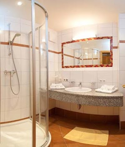 Photos of Der H&uuml;ttenwirt - Ihr Wohlf&uuml;hlhotel am Dorfplatz, 4****Natur-Hotel