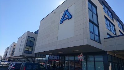 Photos of Aldi Capellen