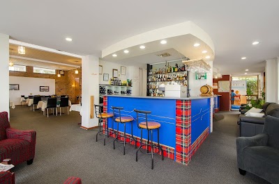Photos of William MacIntosh Motor Lodge