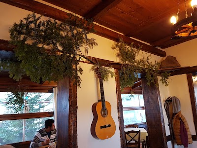 Photos of &tau;&omicron; "&Chi;ά&nu;&iota; &tau;&eta;&sigmaf; &Kappa;&alpha;&nu;&delta;ή&lambda;&alpha;&sigmaf;"
