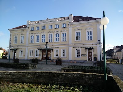 Photos of Nelson Hotel