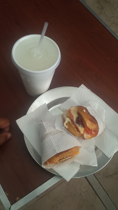 Photos of Sandwich El Varon