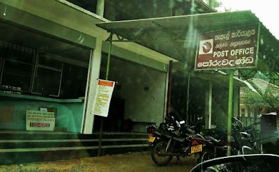 Photos of Poruwadanda Post Office