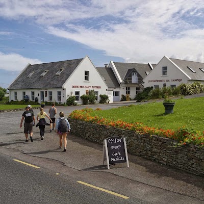 Photos of Louis Mulcahy Pottery