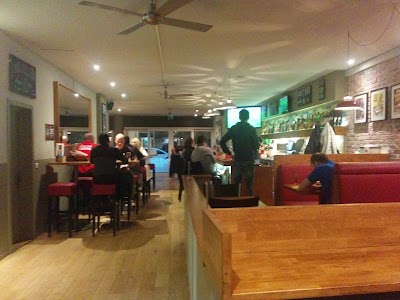 Photos of OSCAR&rsquo;S DINER