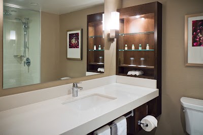 Photos of Delta Hotels by Marriott Victoria Ocean Pointe Resort