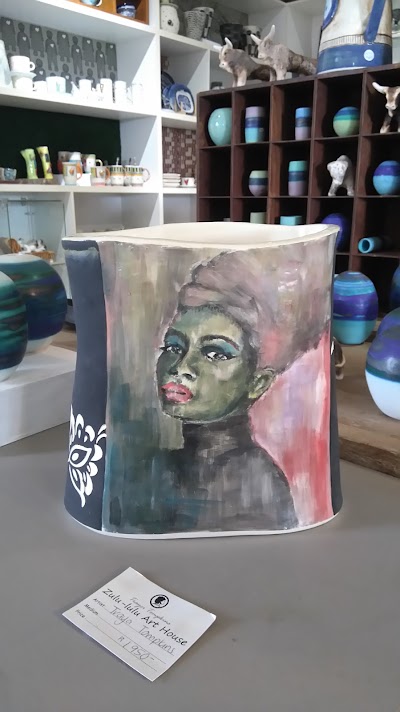 Photos of ZULU LULU ART HOUSE