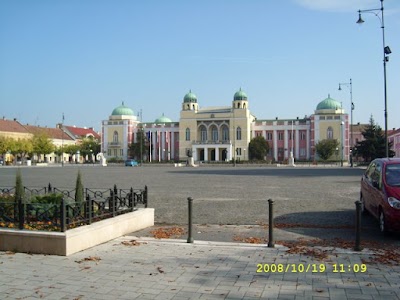 Photos of Roman Catholic Memorial Church