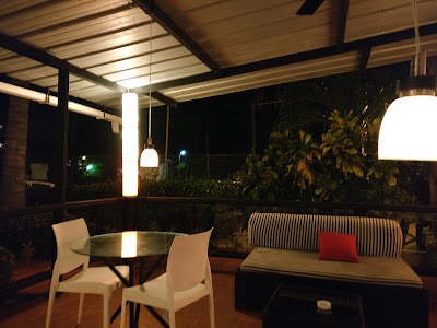 Photos of Rick's Caf&egrave;